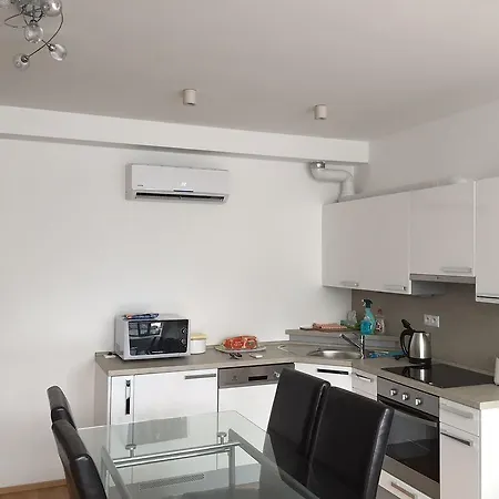 Lucemburska Apartment
